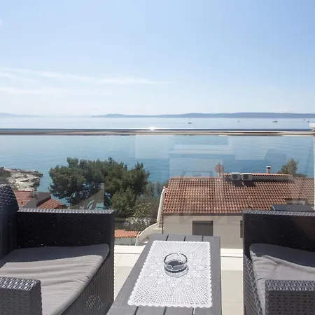 Bandic - 30 Meters To The Apartament