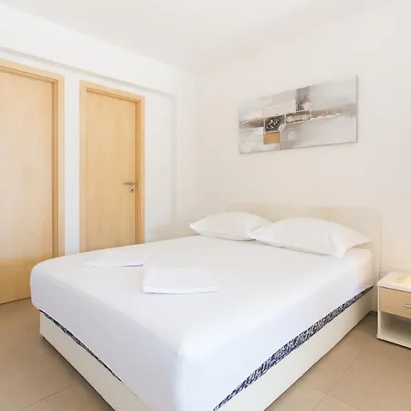 Bandic - 30 Meters To The