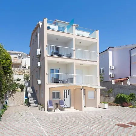 Bandic - 30 Meters To The