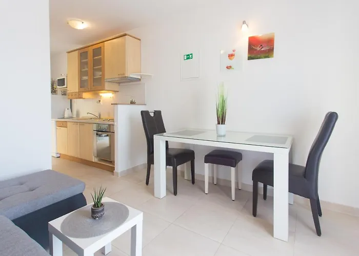 Bandic - 30 Meters To The *