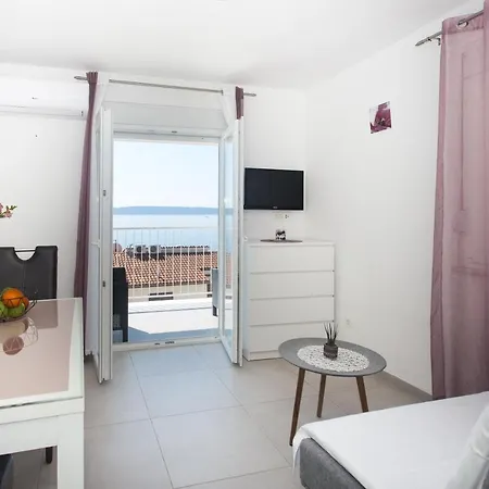 Bandic - 30 Meters To The