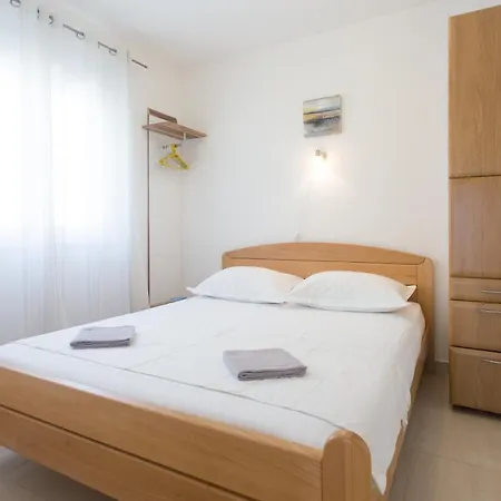 Bandic - 30 Meters To The Lejlighed Trogir