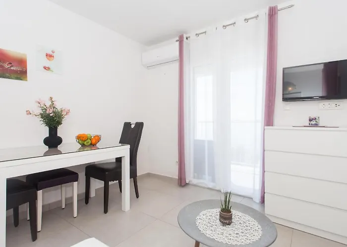 Apartman Bandic - 30 Meters To The *