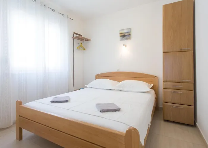 Bandic - 30 Meters To The Apartman Trogir