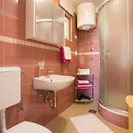 Bandic - 30 Meters To The Apartament Trogir
